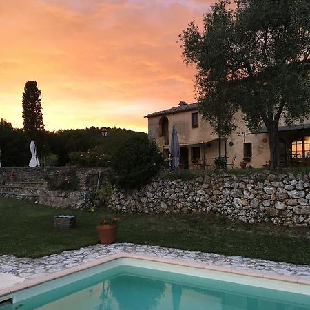 La Canonica Di San Michele Monteriggioni Buitenkant foto