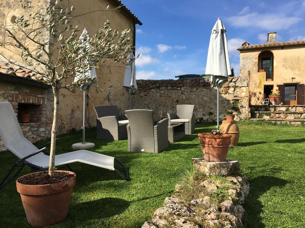 La Canonica Di San Michele Monteriggioni Buitenkant foto