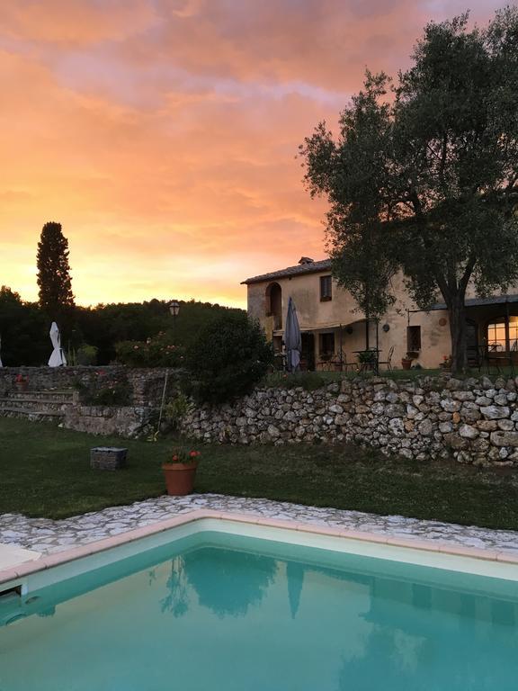 La Canonica Di San Michele Monteriggioni Buitenkant foto