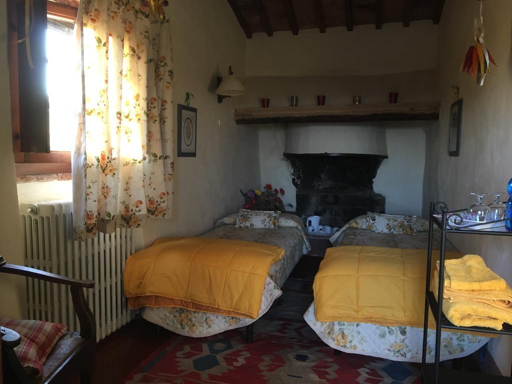 La Canonica Di San Michele Monteriggioni Buitenkant foto