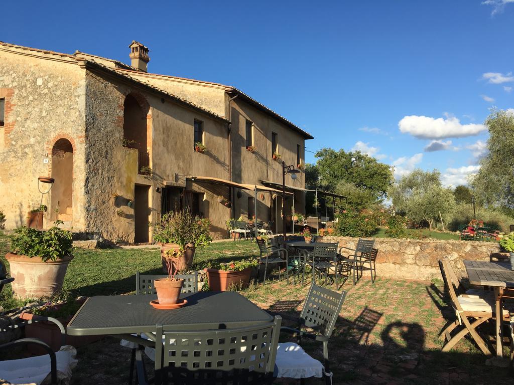 La Canonica Di San Michele Monteriggioni Buitenkant foto