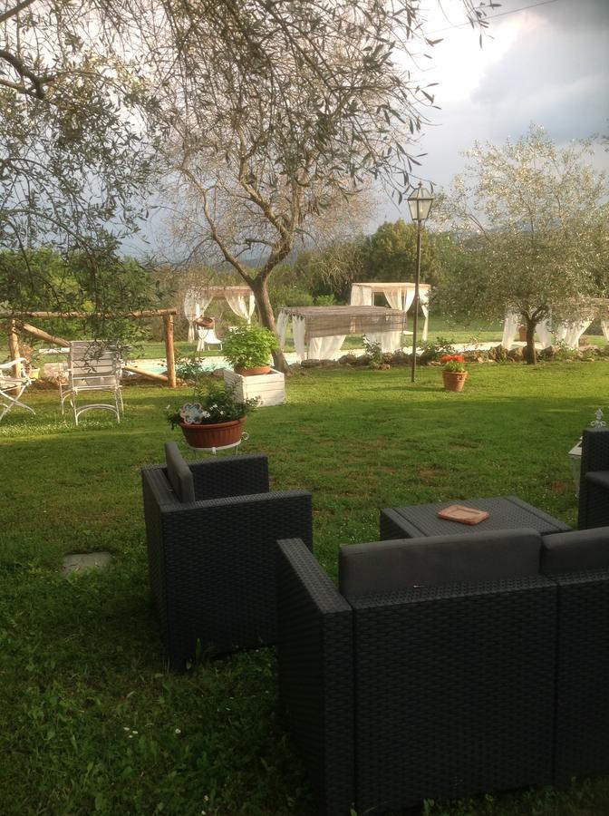 La Canonica Di San Michele Monteriggioni Buitenkant foto