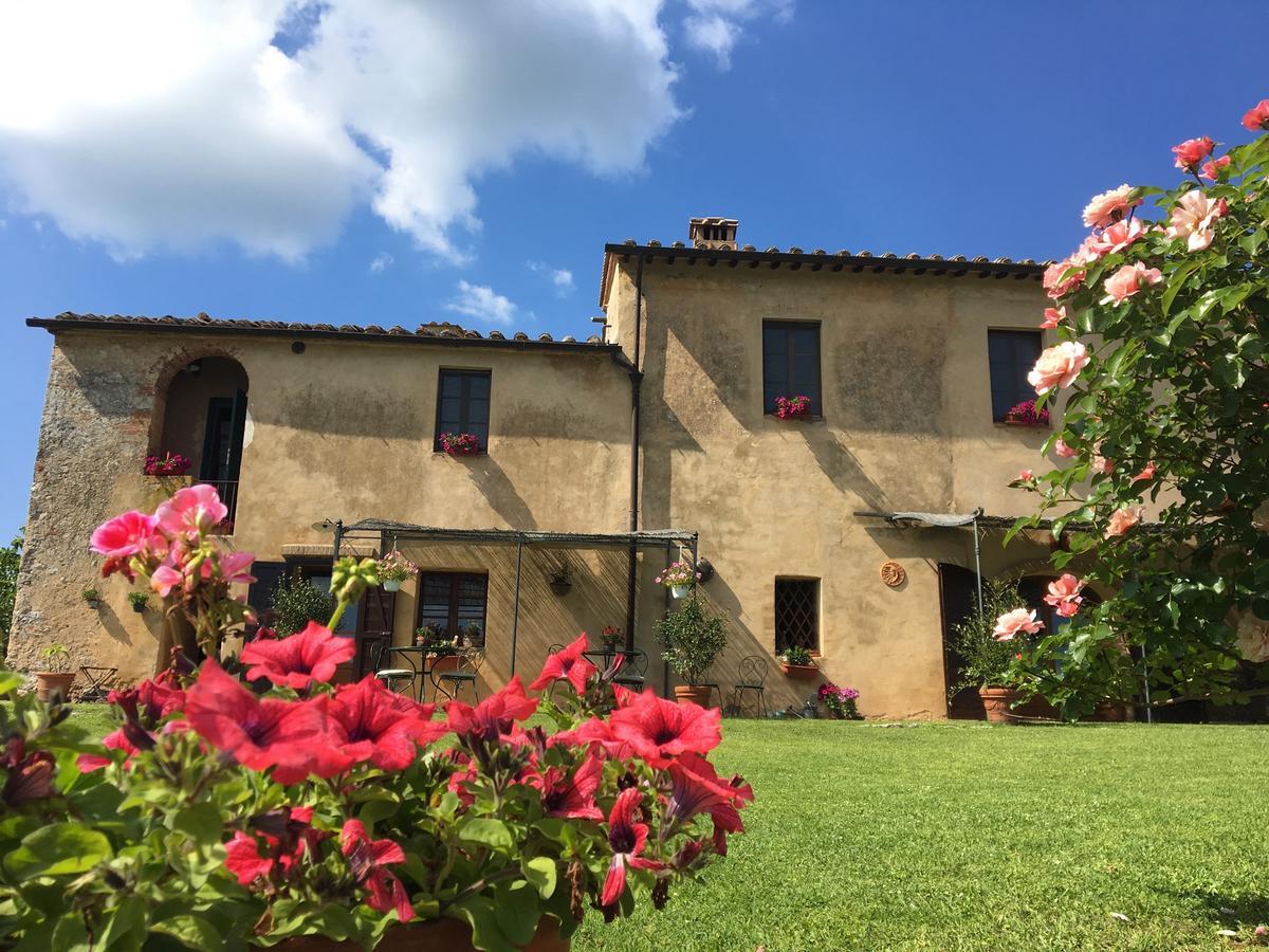 La Canonica Di San Michele Monteriggioni Buitenkant foto