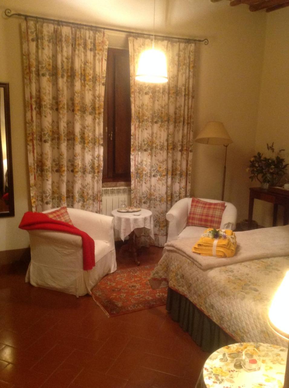 La Canonica Di San Michele Monteriggioni Buitenkant foto